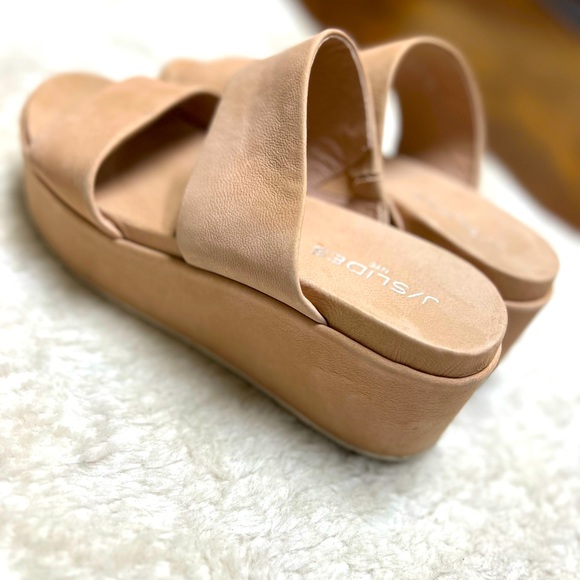 Sandals - Picture 3 of 3